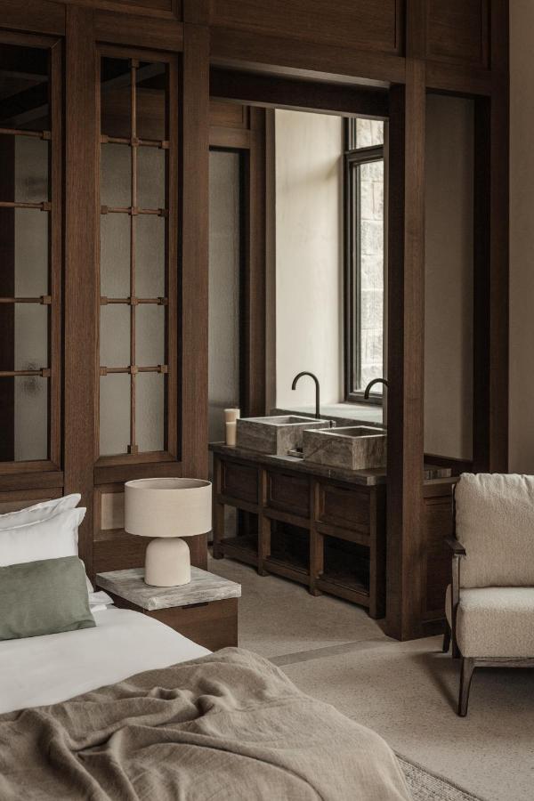 Manna, A Member Of Design Hotels Valtessiniko Dış mekan fotoğraf